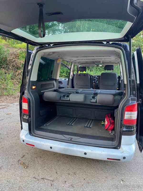 Volkswagen Multivan 2,5   T5 2,5 TDI 96Kw r.v. 2005 - foto 6