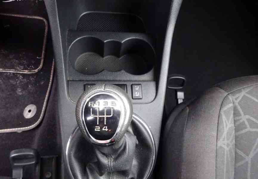 Škoda Fabia 1.2 TSI Combi r.v.2011 (77 kw) - foto 9