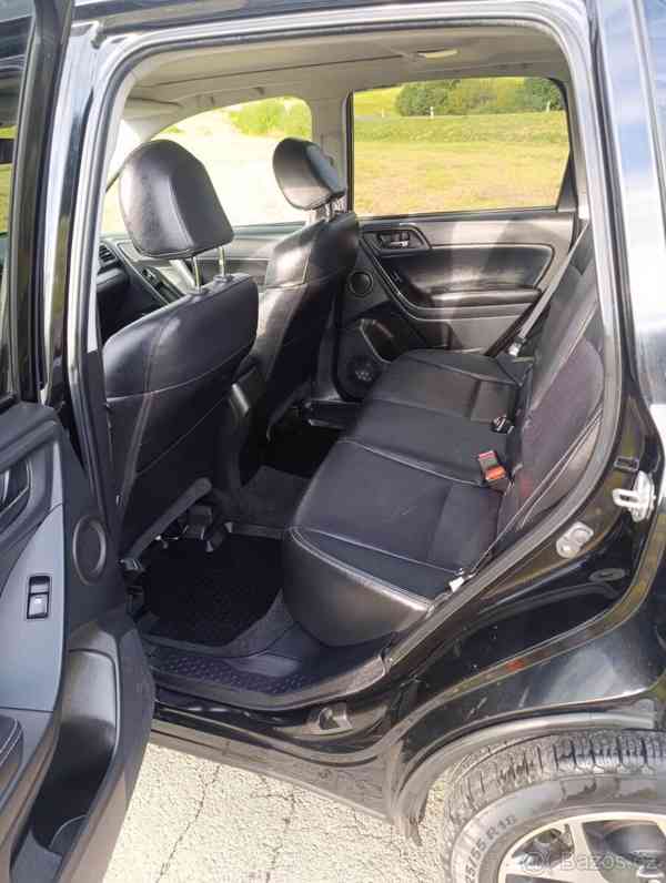 Subaru Forester 2,0   D - foto 12