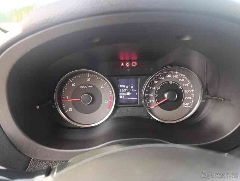 Subaru Forester 2,0   D - foto 7