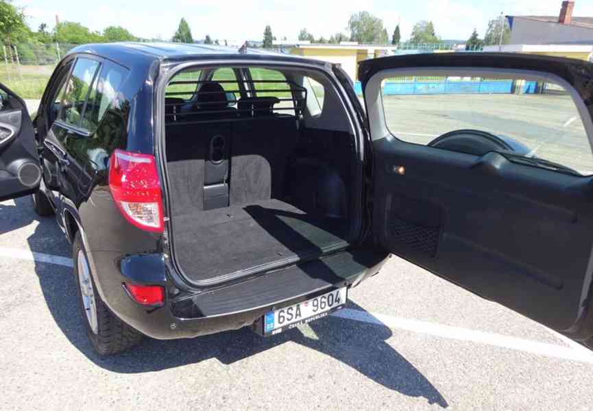 Toyota Rav 4 2.0i r.v.2006 (112 kw) AUTOMAT - foto 18