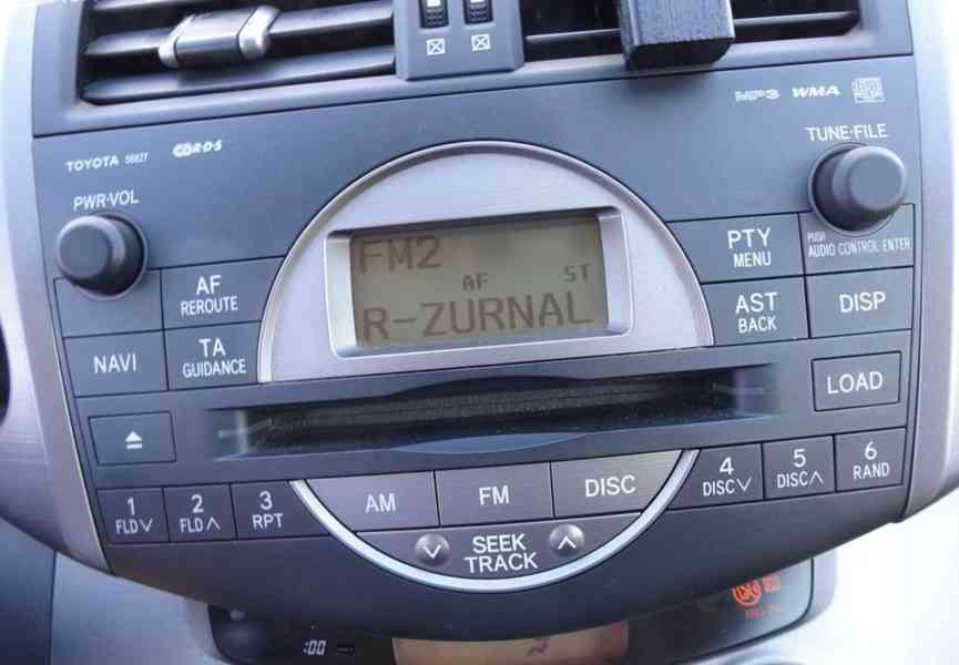 Toyota Rav 4 2.0i r.v.2006 (112 kw) AUTOMAT - foto 11