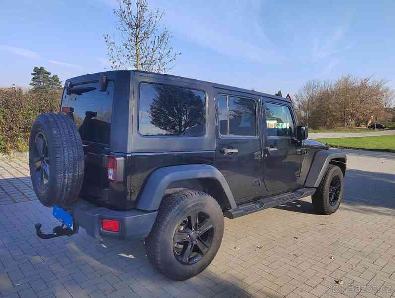 Jeep Wrangler 2,8   UNLIMITED CRD 147kW DPH - foto 8