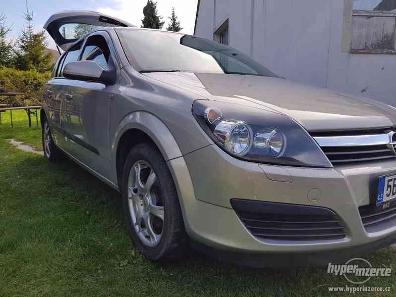 Opel astra H hatchback 1.6 16V 77kW, r.v. 2006 - foto 5