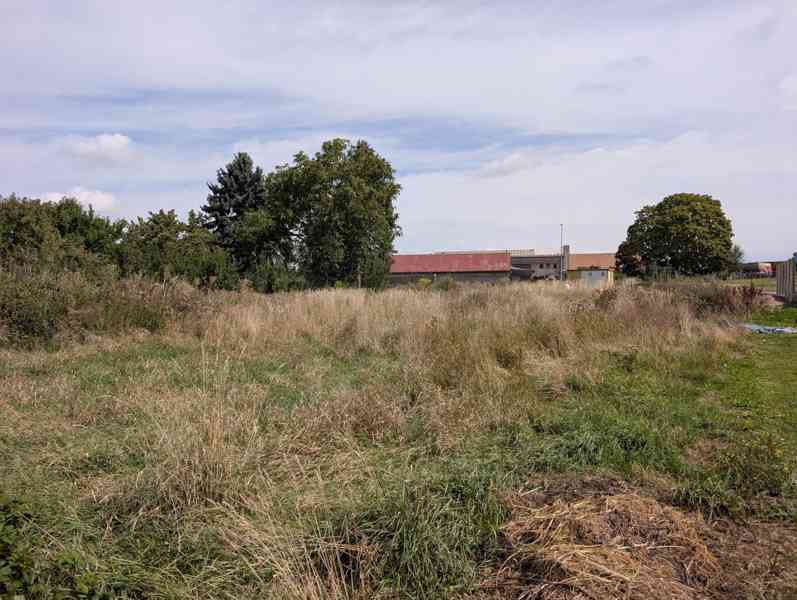 Prodej stavebního pozemku 1 205 m², s projektem a povolením - foto 7