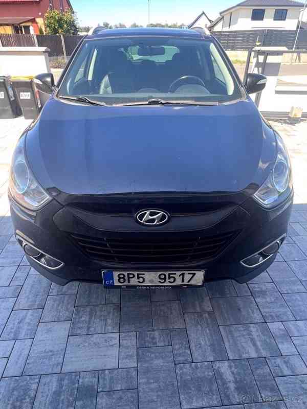Hyundai ix35 2,0 - foto 1