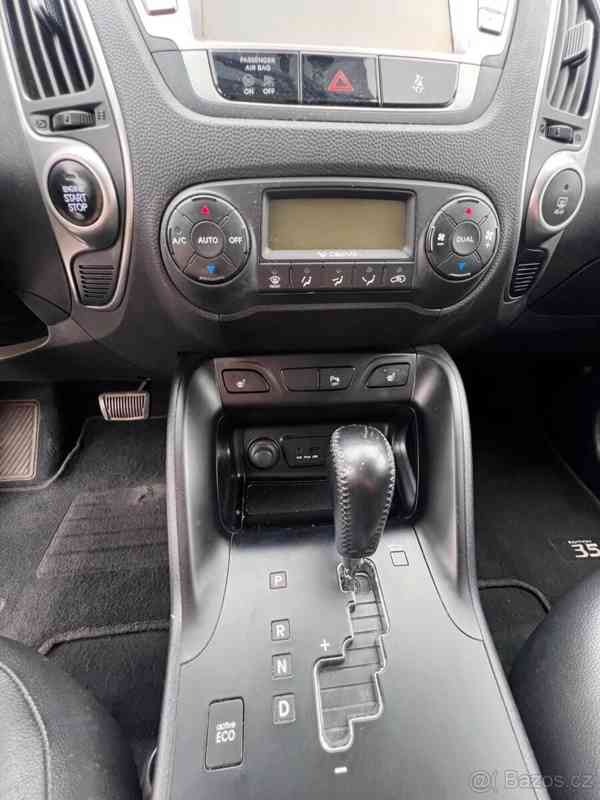 Hyundai ix35 2,0 - foto 3