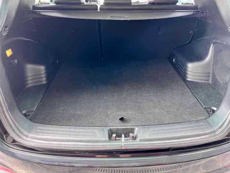 Hyundai ix35 2,0 - foto 9