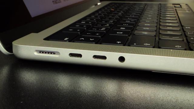 Apple MacBook Pro 14″ (M2 Max 12/38, 64GB/1 TB), A2779 - foto 3