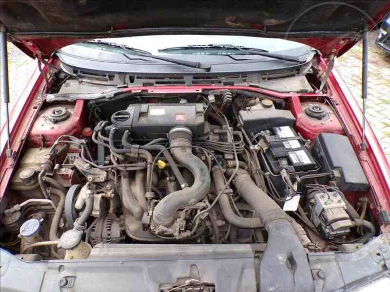 Citroën Xsara 1,8 i NAVIGACE - foto 14