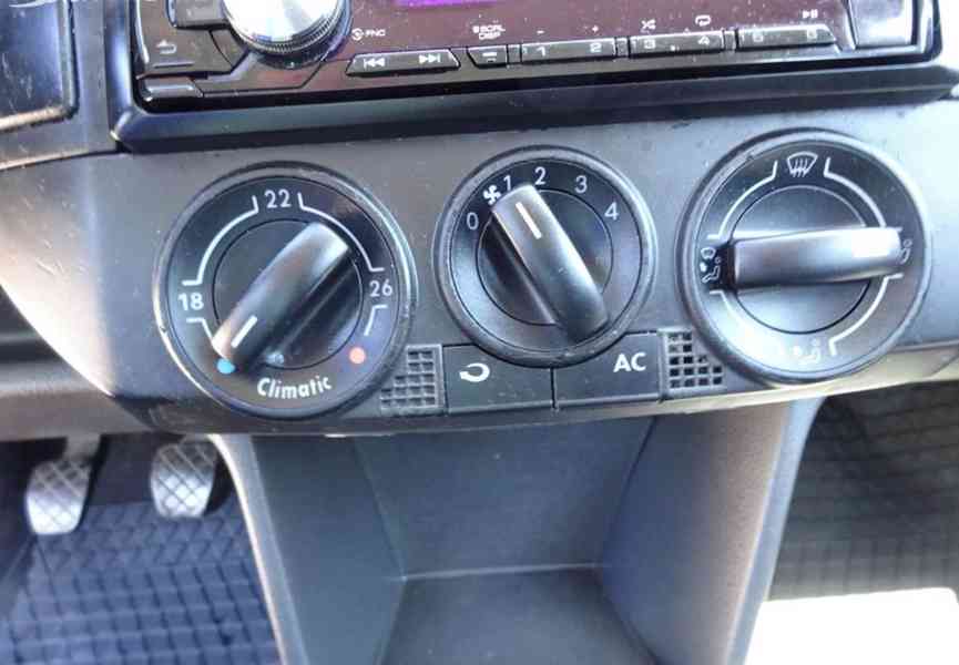 VW Polo 1.4i r.v.2004 (55 kw) stk:3/2028 - foto 12