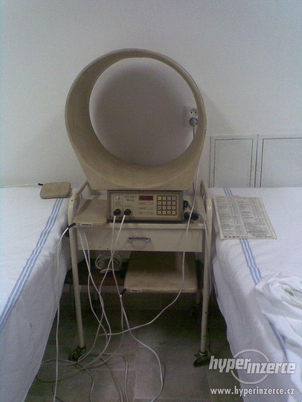 Prodám vybavení ordinace - foto 3