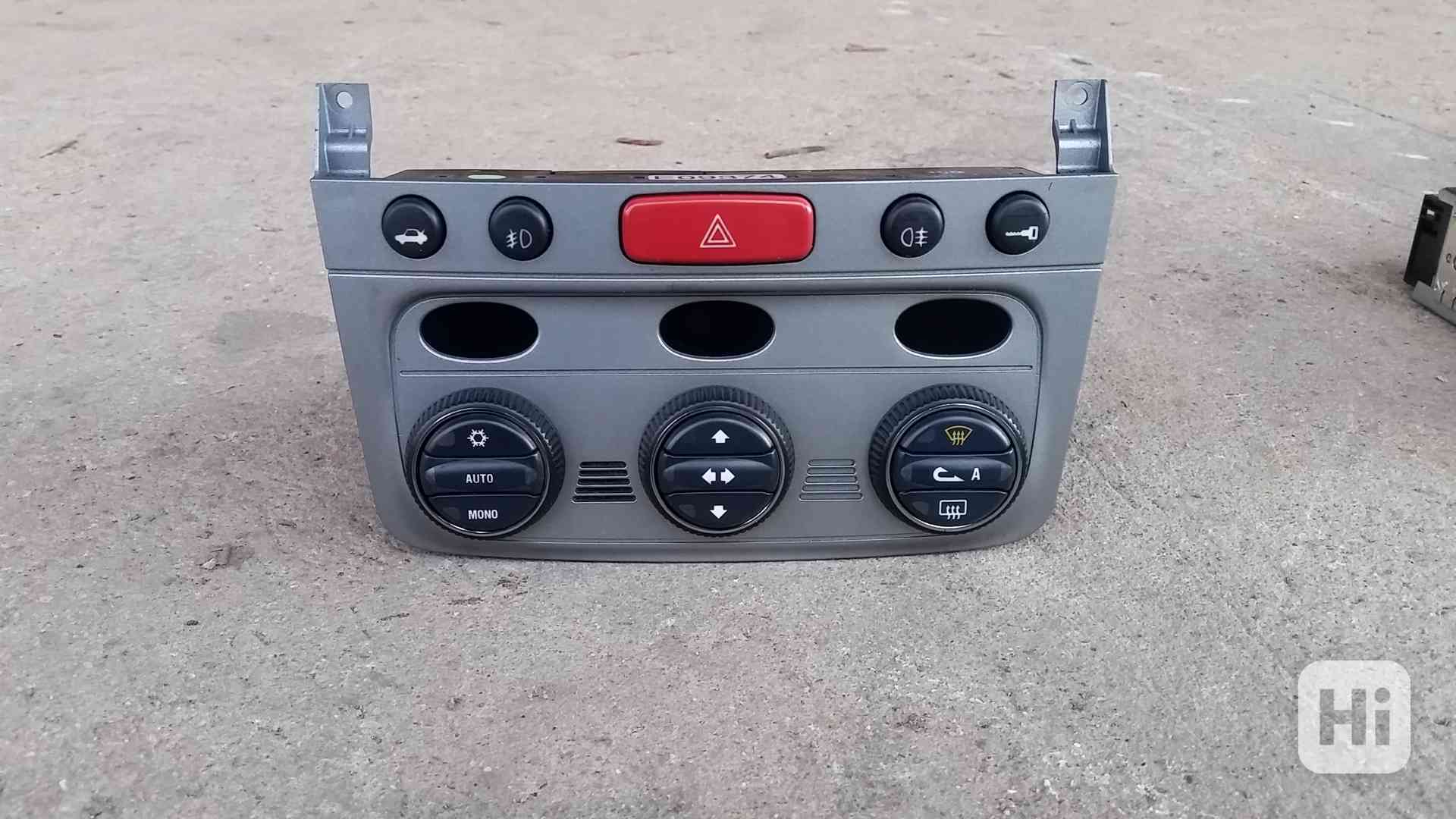 panel ovladani topeni - alfa 147 - foto 1