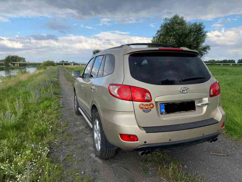 VYMĚNÍM Hyundai Santa Fe 2.2,manuál,114 kW,4x4,r.v.2008 - foto 4