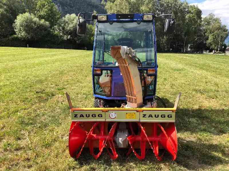 Traktor pro komunální vozidla Iseki SF 370 - foto 4