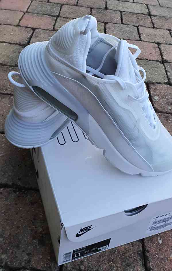 NIKE Air Max 2090 - foto 6
