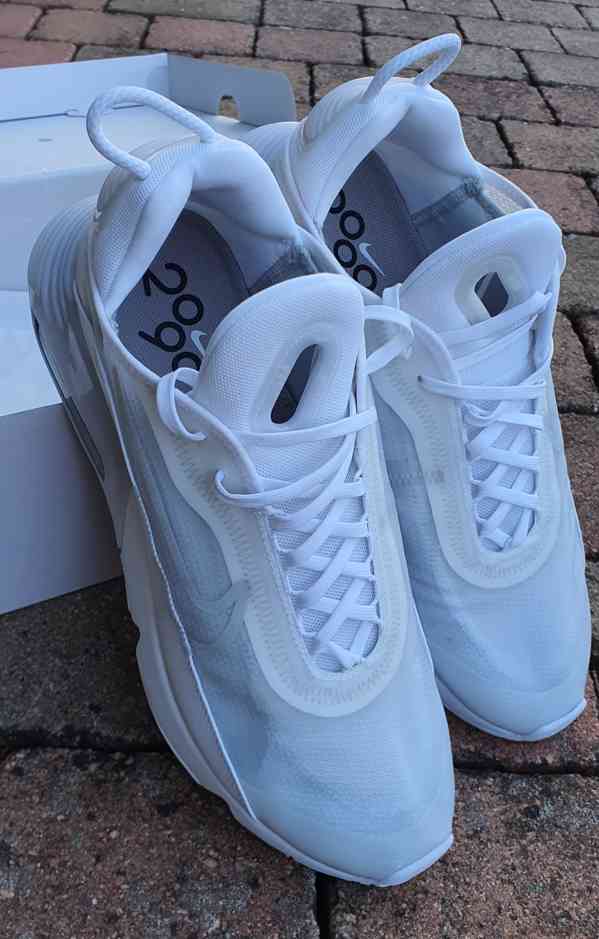 NIKE Air Max 2090 - foto 3