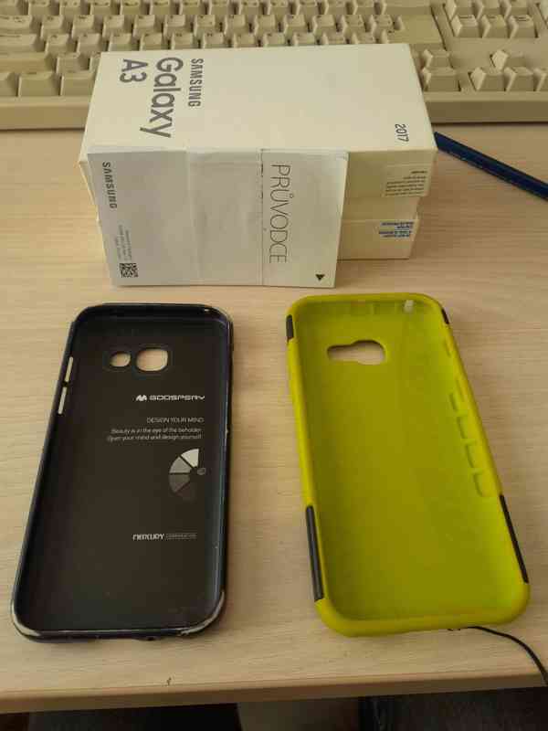 Samsung Galaxy A3 (2017) - foto 12