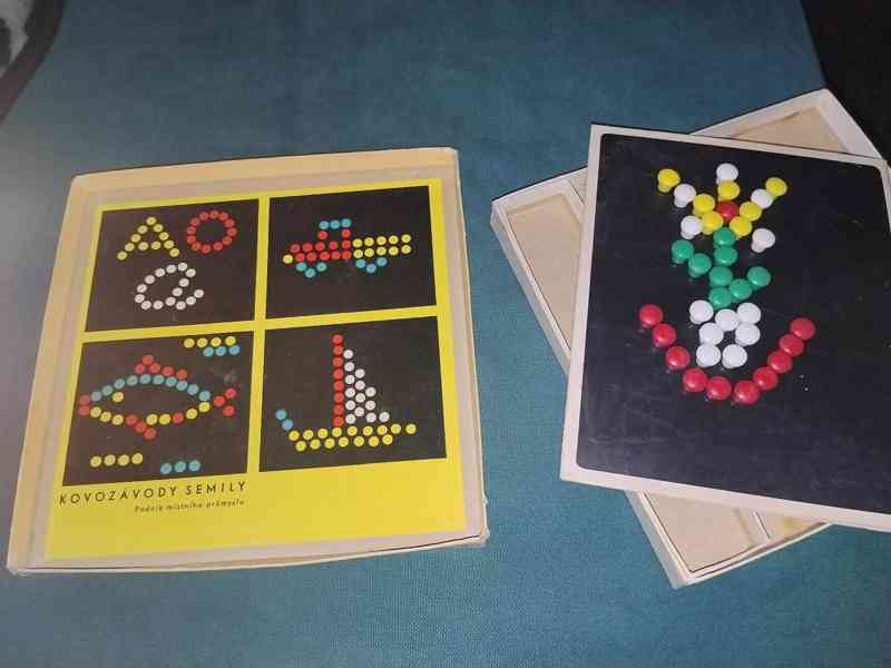 Retro hra Počty a hry s magnety, Kovozávody Semily - foto 2