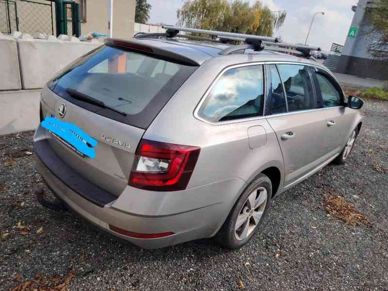 Škoda Octavia 1,6   Octavia TDI - foto 11