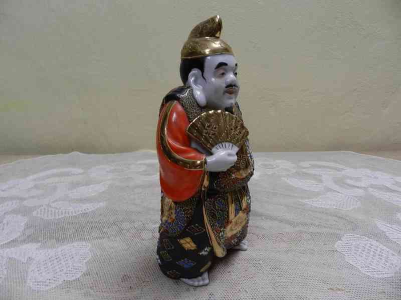 Luxusní Japonská bohatě zdobená soška Bůh Bůžek Satsuma  - foto 2
