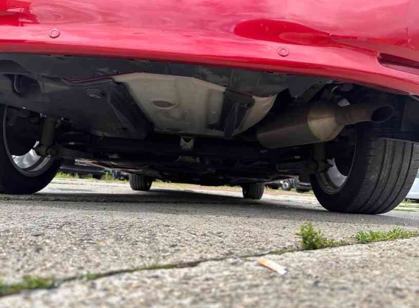 Toyota Verso 1,8i Travel benzín 108kw - foto 15
