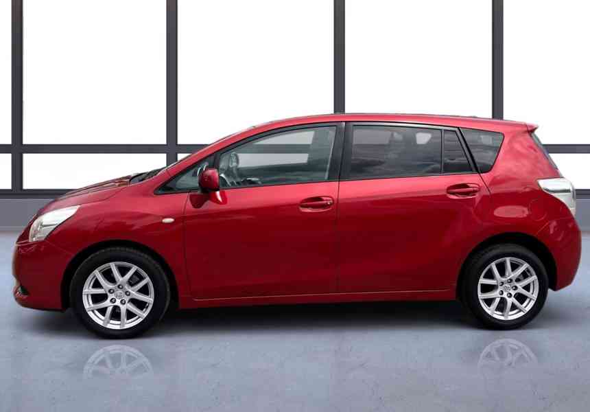 Toyota Verso 1,8i Travel benzín 108kw - foto 8