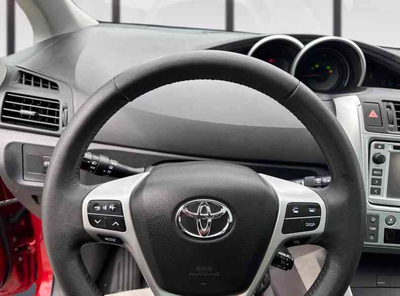 Toyota Verso 1,8i Travel benzín 108kw - foto 19
