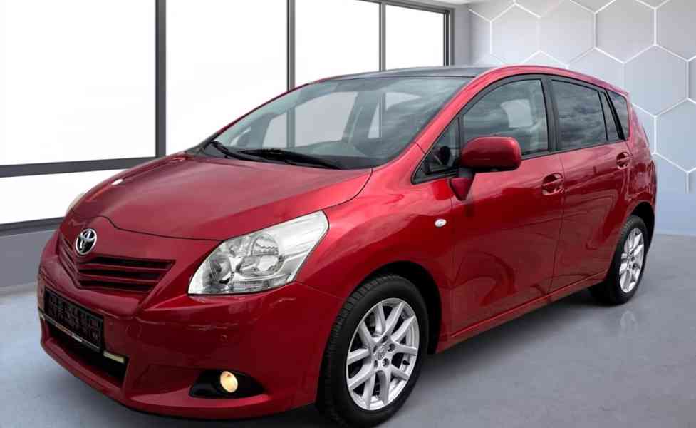 Toyota Verso 1,8i Travel benzín 108kw - foto 17