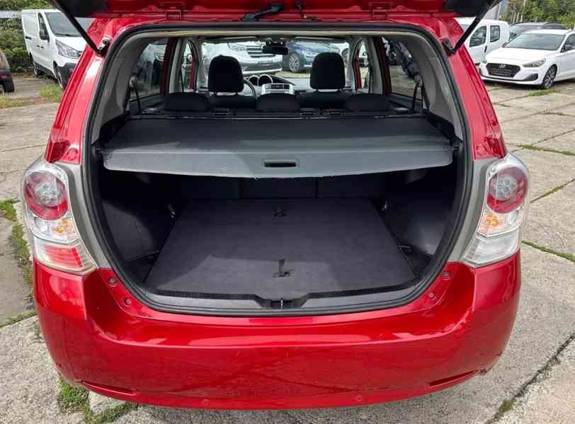 Toyota Verso 1,8i Travel benzín 108kw - foto 12