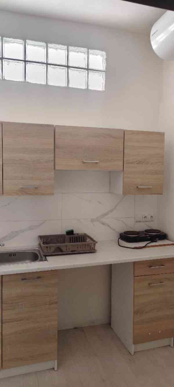 Minibyt 19m2 dlouhodobě pronajmu za 5500 Kč v Železném Brodě - foto 3