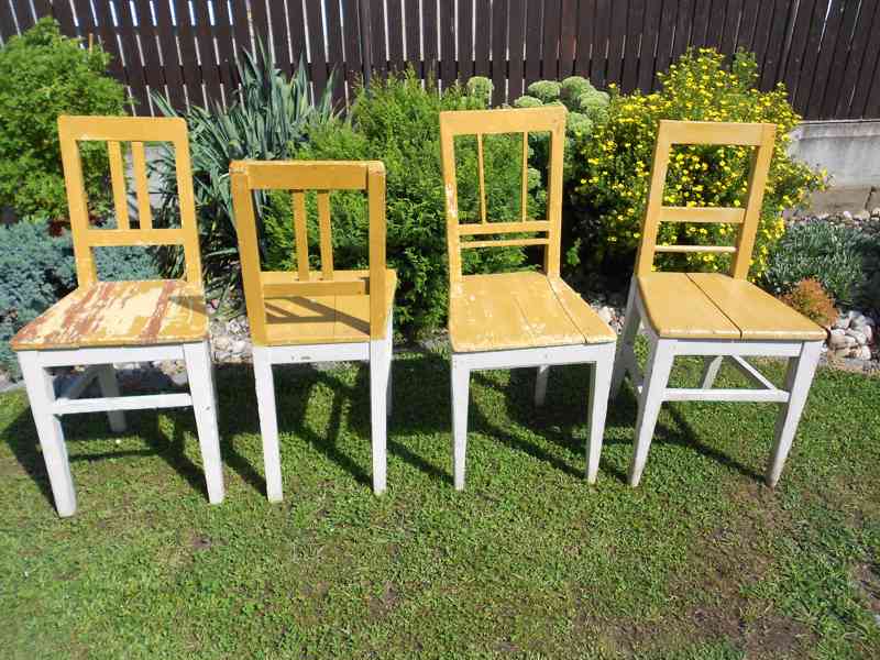Nabízím  staré židle a stůl  - provence, venkov  - foto 1