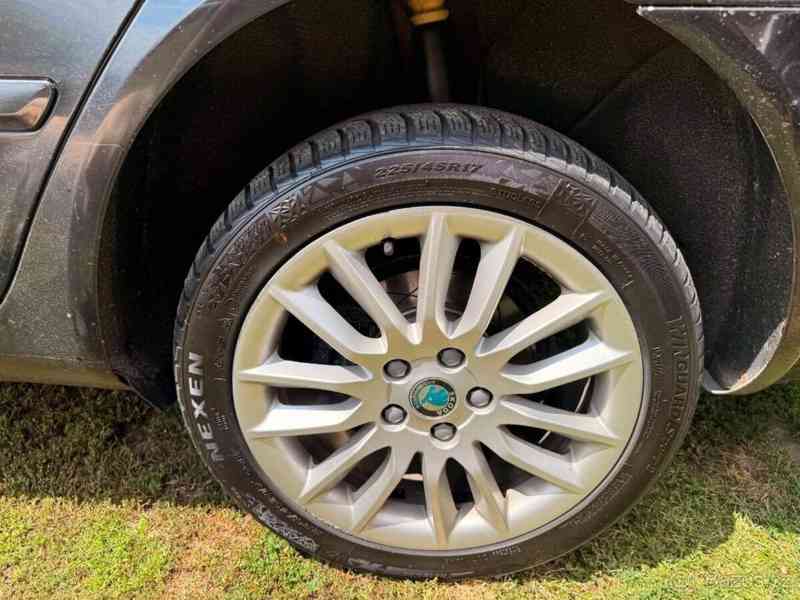 Škoda Octavia 2,0   II combi 4x4 Laurin&klement - foto 6