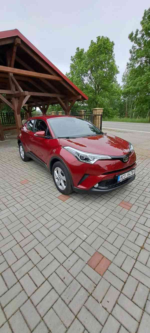 Toyota CHR - foto 1