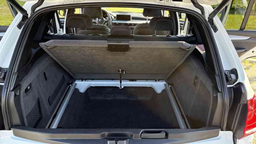 BMW X5 (f15) 30d x-drive, M-packet, 190 kw, originál tažné - foto 17