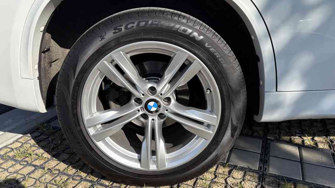 BMW X5 (f15) 30d x-drive, M-packet, 190 kw, originál tažné - foto 2