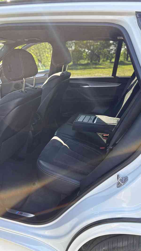 BMW X5 (f15) 30d x-drive, M-packet, 190 kw, originál tažné - foto 13