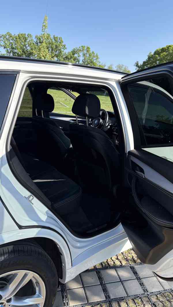 BMW X5 (f15) 30d x-drive, M-packet, 190 kw, originál tažné - foto 10