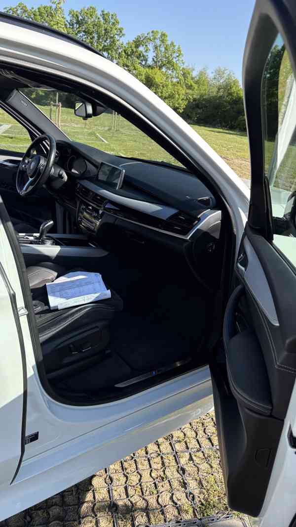 BMW X5 (f15) 30d x-drive, M-packet, 190 kw, originál tažné - foto 11