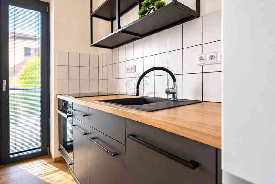 EXKLUZIVNÍ PRONÁJEM 2+KK V BRNĚ-ŠTÝŘICÍCH - foto 2