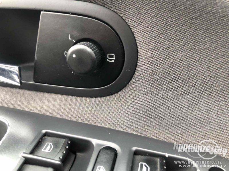 Seat Alhambra 1.9, nafta, rok 2007 - foto 13