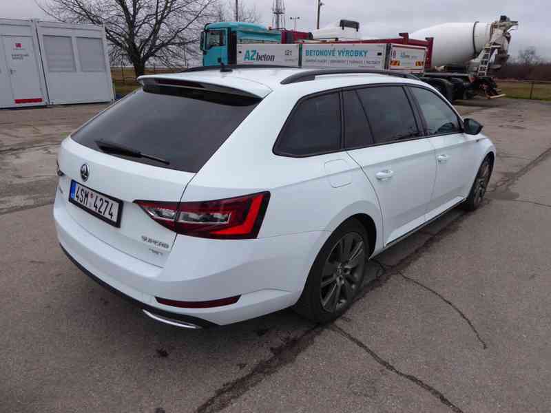 ŠKODA Superb Combi Sportline 2,0 TDI 140 kW 4x4 DSG - foto 5