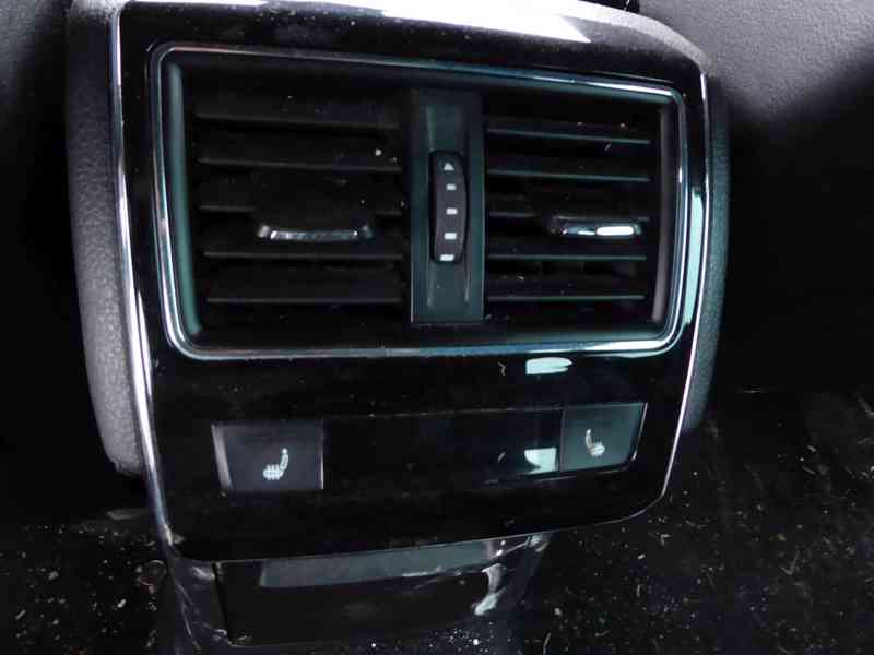 ŠKODA Superb Combi Sportline 2,0 TDI 140 kW 4x4 DSG - foto 11