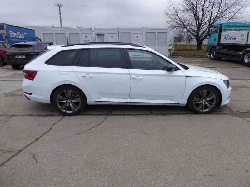 ŠKODA Superb Combi Sportline 2,0 TDI 140 kW 4x4 DSG - foto 6