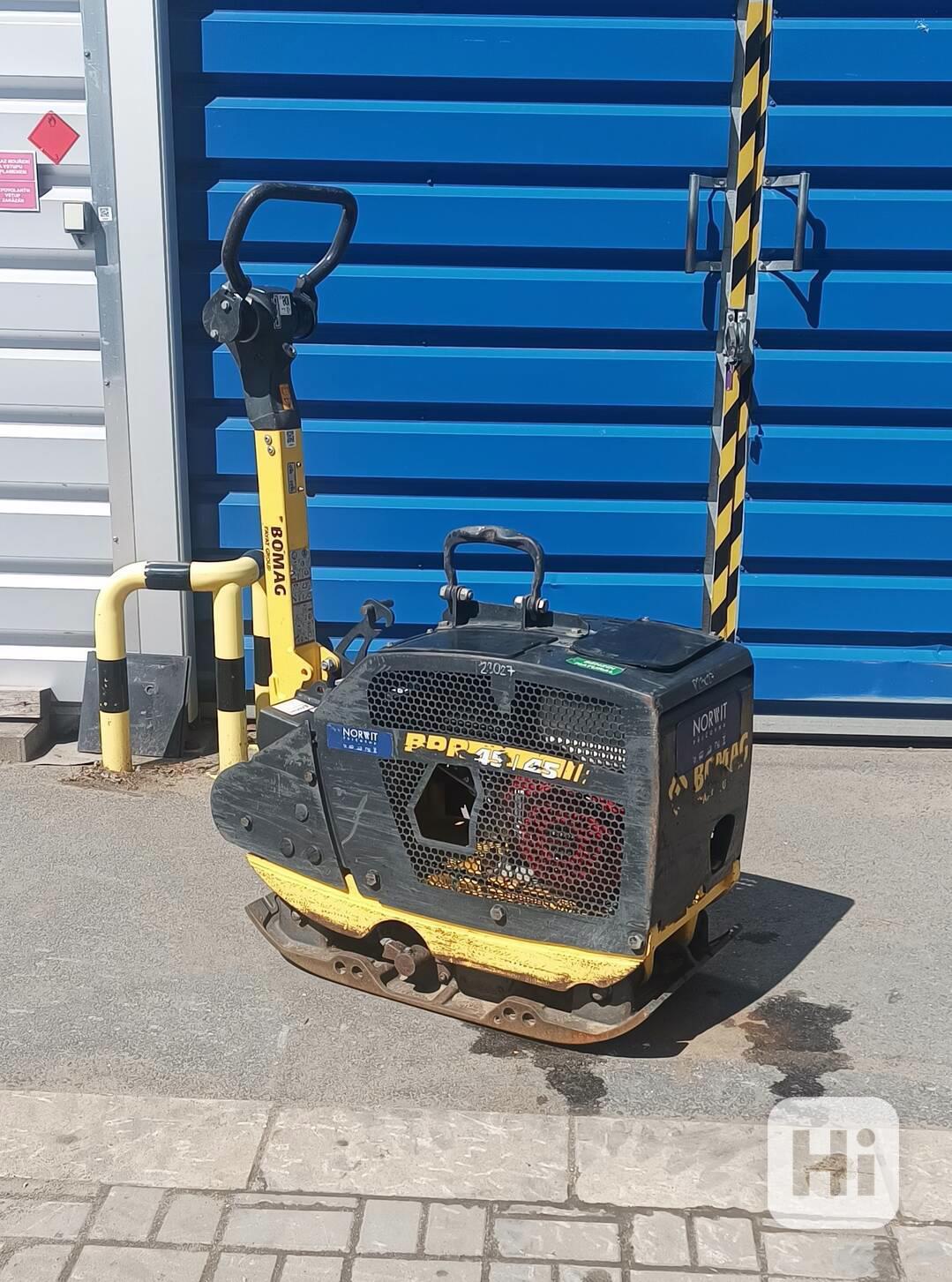 Vibrační deska bomag BPR 45/45 - foto 1