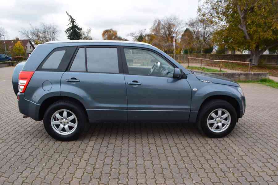 Suzuki Grand Vitara 2.0i Comfort benzéín 103kw - foto 4