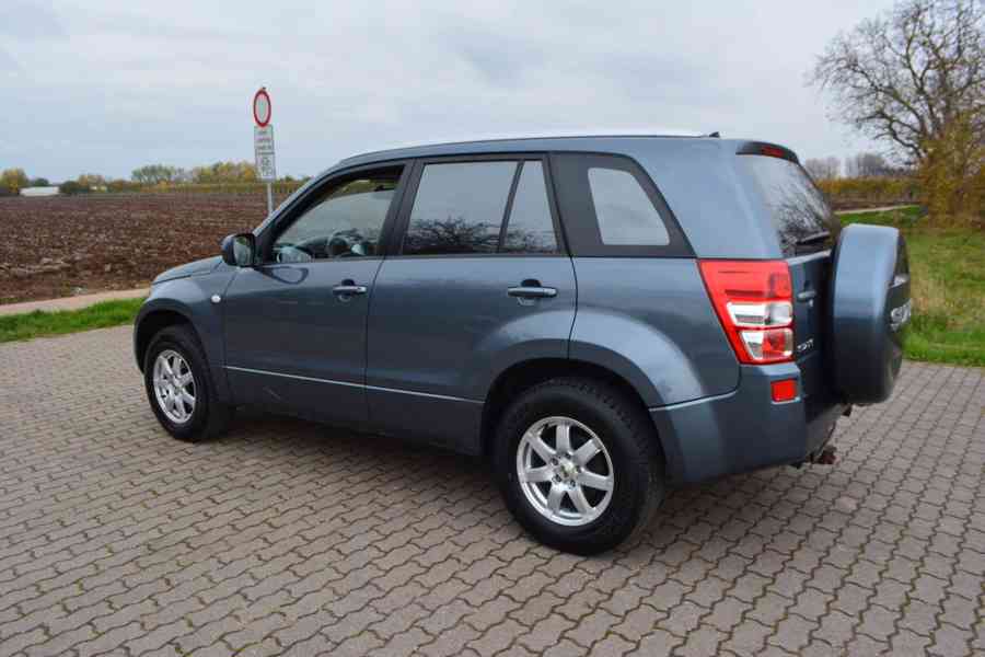 Suzuki Grand Vitara 2.0i Comfort benzéín 103kw - foto 16