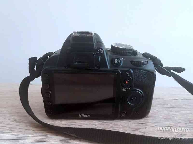 Nikon D3100 - foto 2