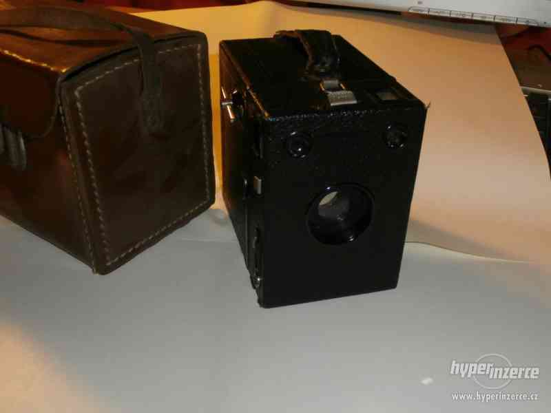 historický fotoaparát ZEISS IKON s brašnou - foto 2