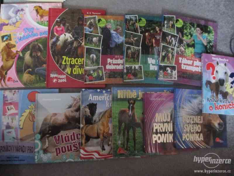 Ponyclub - naučné knihy a další - foto 2